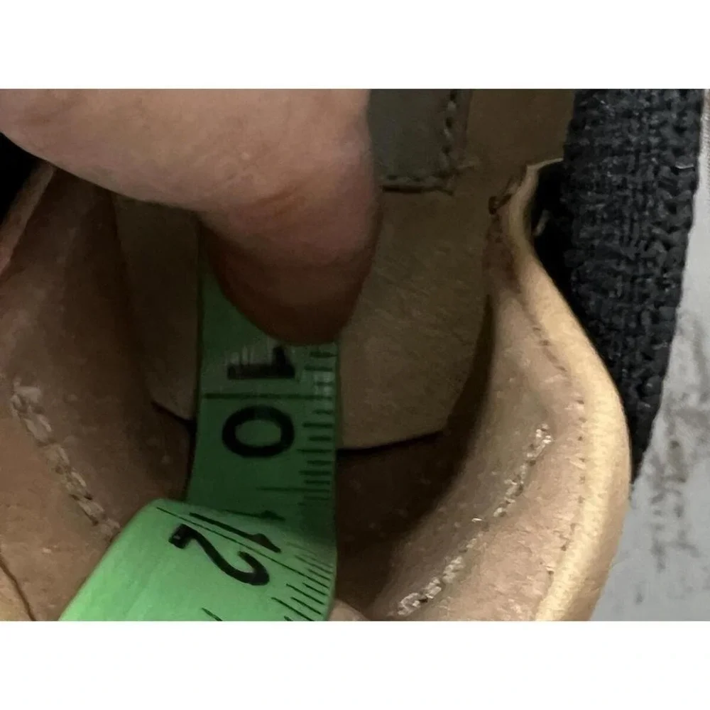 UGG Women's Black and White Espadrilles
